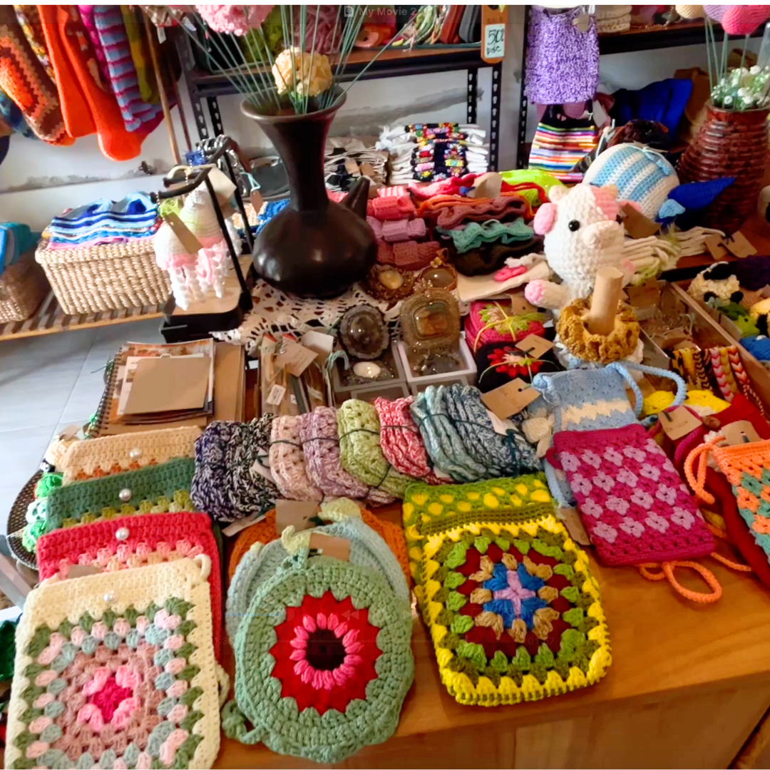 Knit Travel and Finding a Local Yarn Store