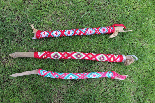 Wand God's Eye Tutorial: How to Make a One-Stick Ojo de Dios with Stash Yarn (Free Pattern)