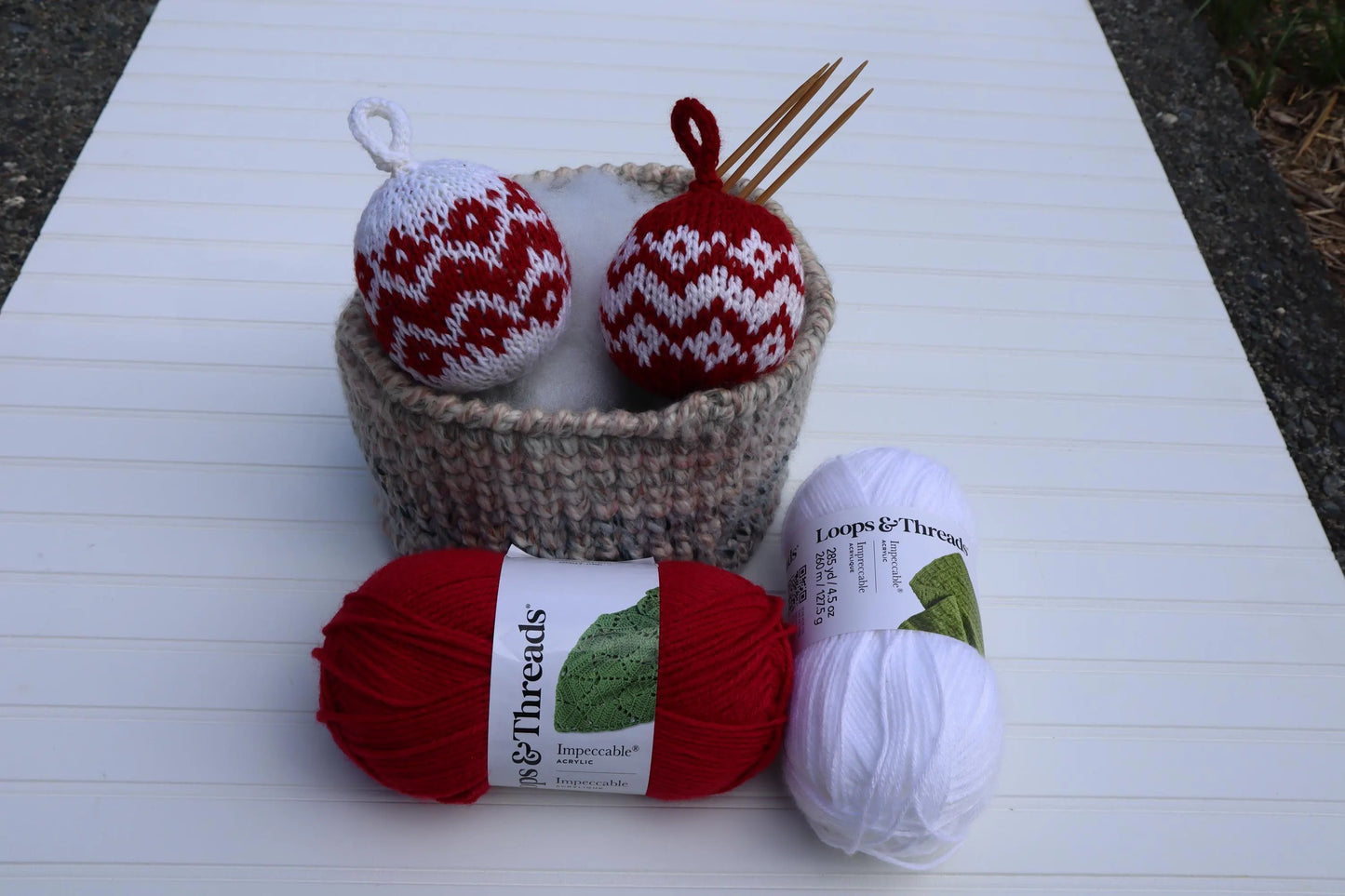 A Fair Isle Christmas Ornament Set